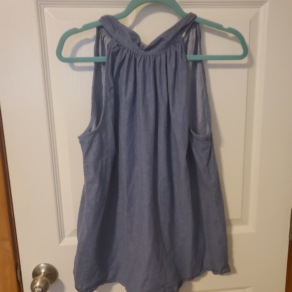 2/$10 New York & Company Chambray Blue Sleeveless Tie Collar
